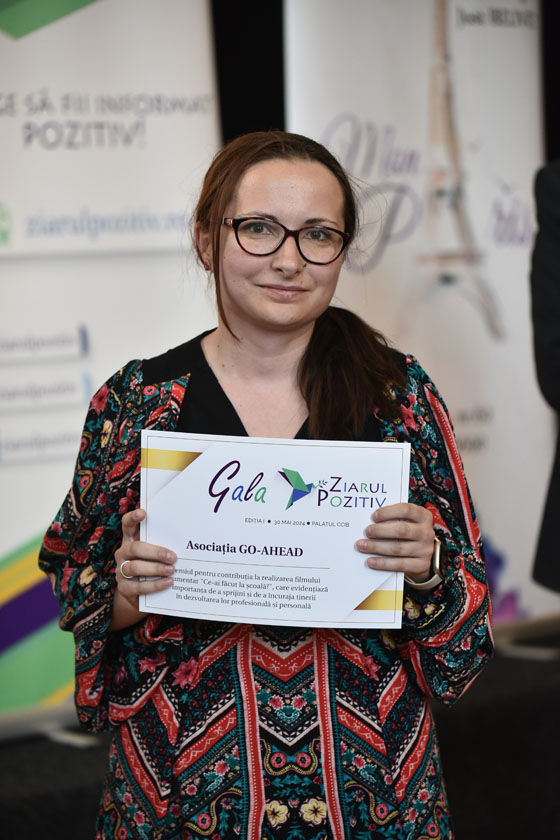 Gala-Ziarul-Pozitiv-la-CCIB-Asociatia-GO-AHEAD Adeline Simota eveniment, conștientizare, consiliere, dezvoltare socio-emoțională
